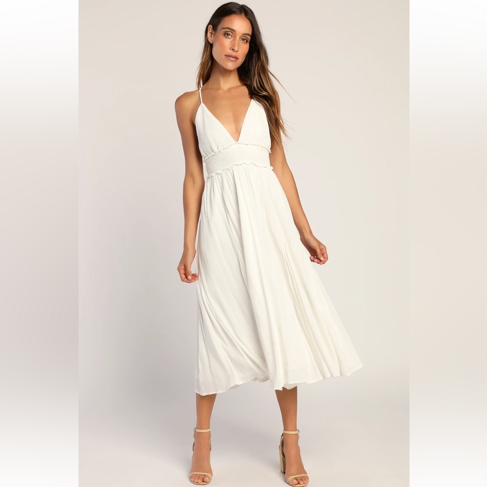 Lulus White Smocked Waist Flowy Maxi Dress Size M